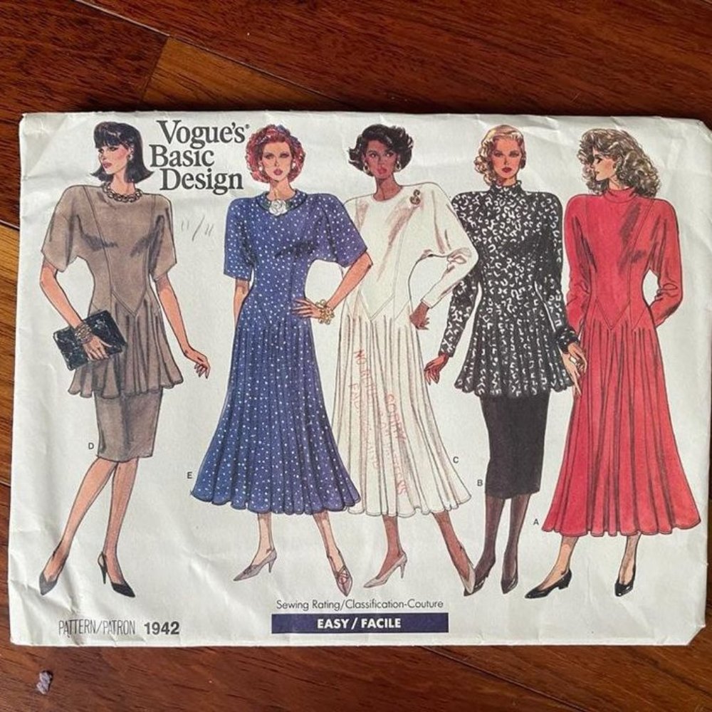 Vogue 1942 Misses Dresses and Tunics Size 8-18 Uncut/Factory Folded